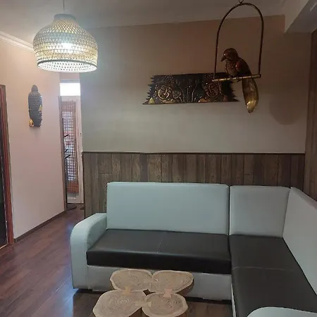White Lion Apartment Gyal